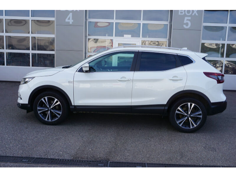 Nissan Qashqai 1.3DIG-T  Zama | 18' | PANO | KAMERA | NAVI