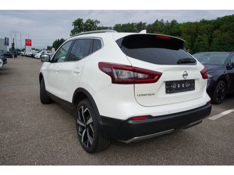 Nissan Qashqai 1.3DIG-T Akari | 360° Kamera | DAB | Navi | Tempomat