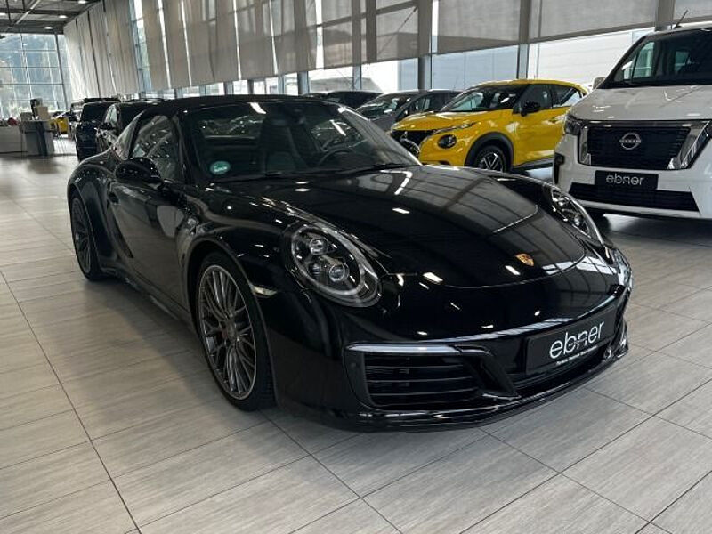 Porsche 911 991.2 Targa 4S Sportabgas 1.Hand Approved LED/SHZ