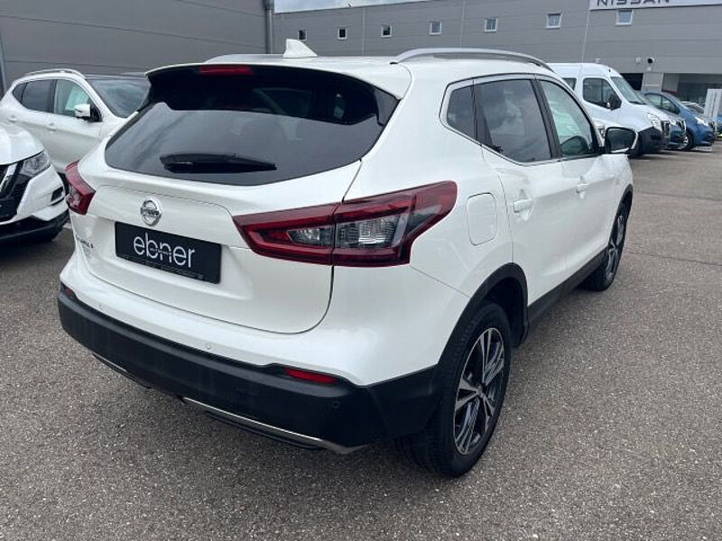 Nissan Qashqai 1.3DIG-T 140PS MT Zama | 4x Kamera | Navi | Sitzheiz.