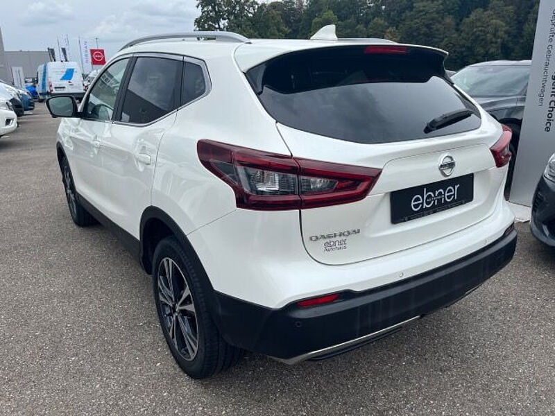 Nissan Qashqai 1.3DIG-T 140PS MT Zama | 4x Kamera | Navi | Sitzheiz.