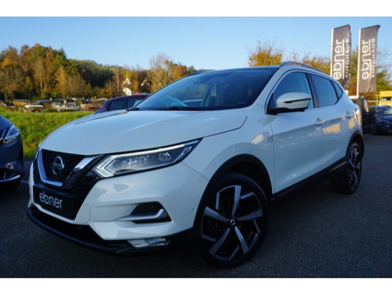 Nissan Qashqai 1.7 dCi Tekna 4x2 | AHK 13 pol abnehmbar | 360° Kamera | LED | Sitzheizung