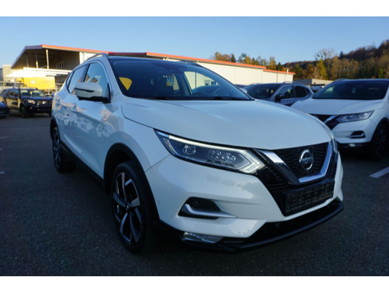 Nissan Qashqai 1.7 dCi Tekna 4x2 | AHK 13 pol abnehmbar | 360° Kamera | LED | Sitzheizung