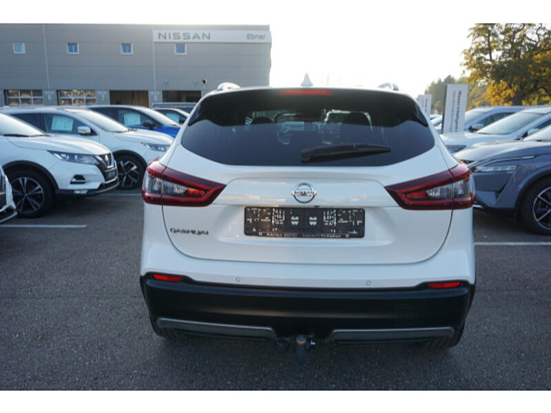 Nissan Qashqai 1.7 dCi Tekna 4x2 | AHK 13 pol abnehmbar | 360° Kamera | LED | Sitzheizung