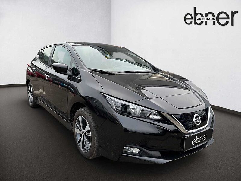 Nissan Leaf 40 kWh Acenta | Kamera | Winter Paket | Mwst.