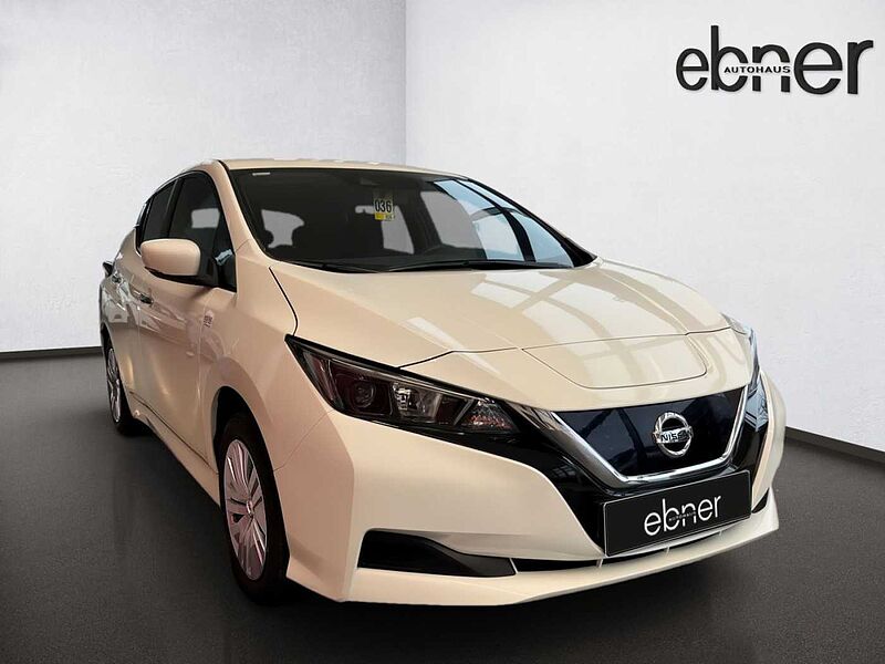 Nissan Leaf ZE1 | Rückfahrkamera | Klima | Regensensor