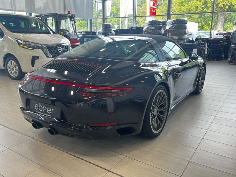 Porsche 911 991.2 Targa 4S Sportabgas 1.Hand Approved LED/SHZ