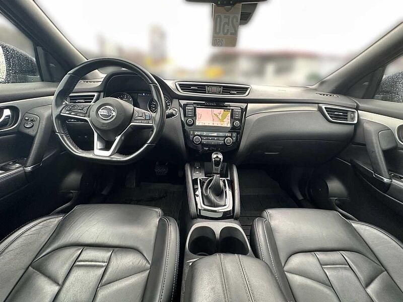 Nissan Qashqai 1.7 dCi Tekna + 4x4 | 360° Kamera | Bluetooth | Sitzheizung